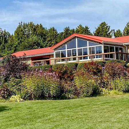 Stunning Secluded Richibucto River Waterfront Cottage With Unparallel Privacy Rexton Exterior photo